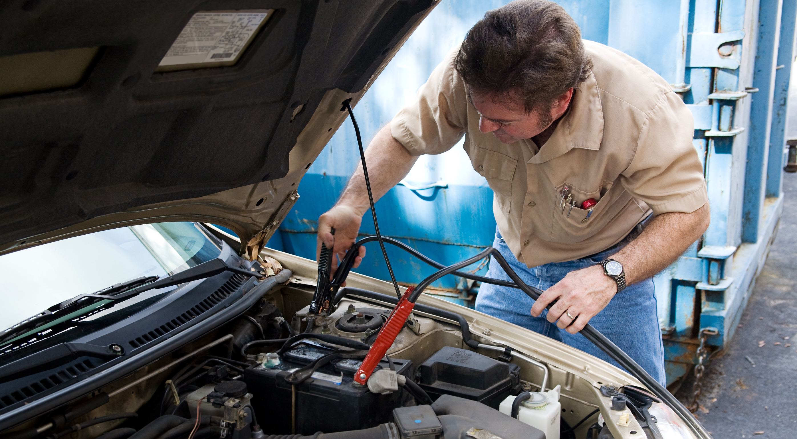 Car Battery Replacement e1432136537538